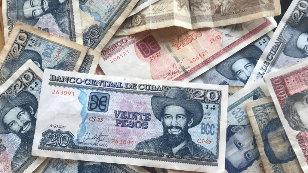 ¿Cuánto cobran por enviar dinero a Cuba?