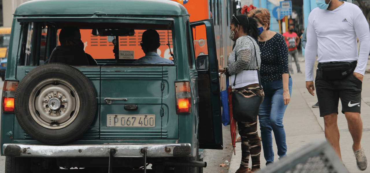 Cuba inicia legalización de vehículos construidos en Cuba