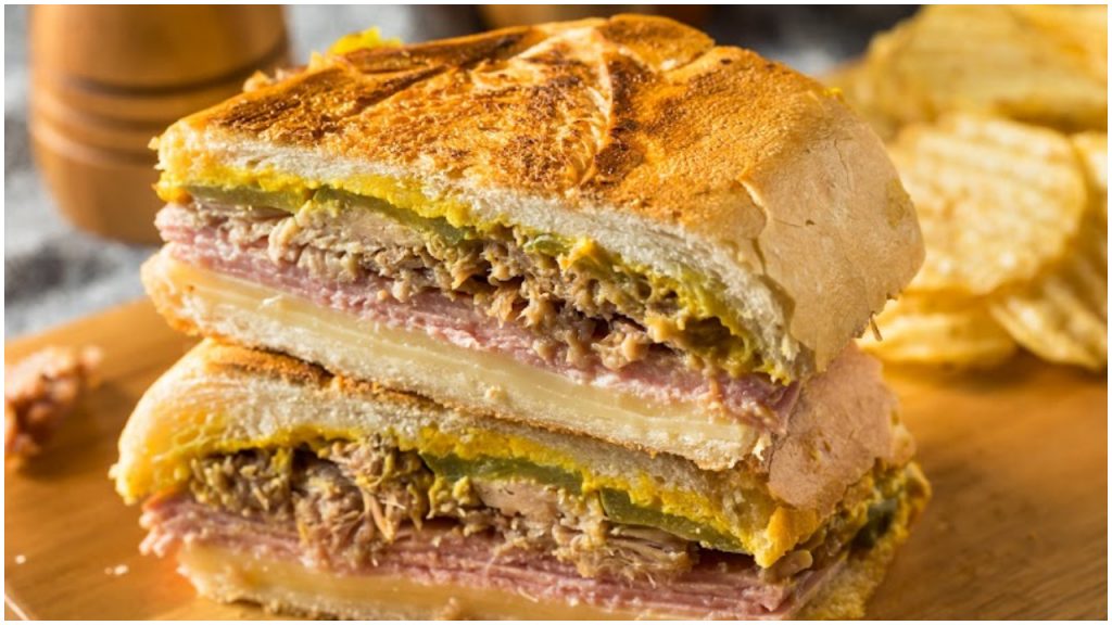 Sándwich cubano Elena Ruz