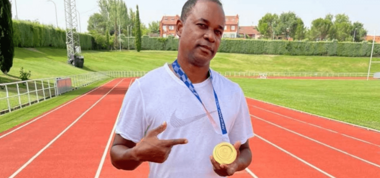Iván Pedroso: el entrenador cubano que fabrica medallistas de ORO