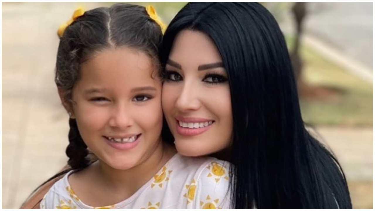 Finalmente, la actriz Heidy González recibe a su hija en Miami