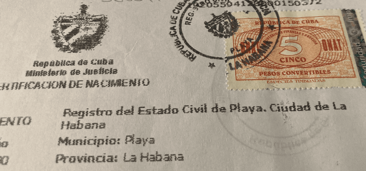 Cambian forma de pago de sellos sobre documentos en Cuba