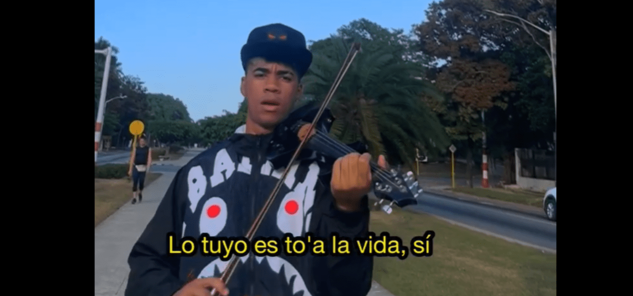 Zamir, el violinista cubano que arrasa en Instagram