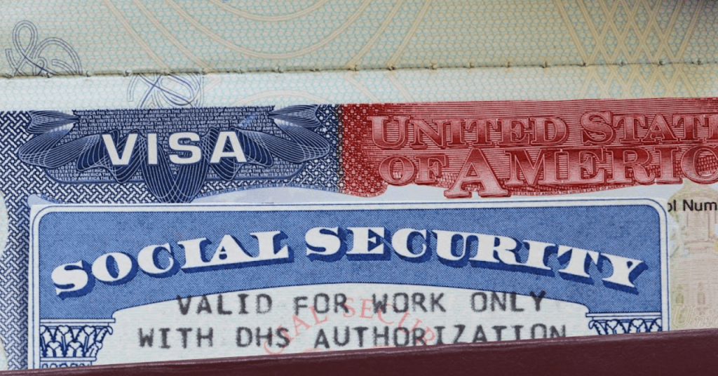 ¿Cuánto tarda en llegar la Green card después de pagar?