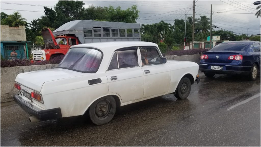 Envio autos rusos Cuba