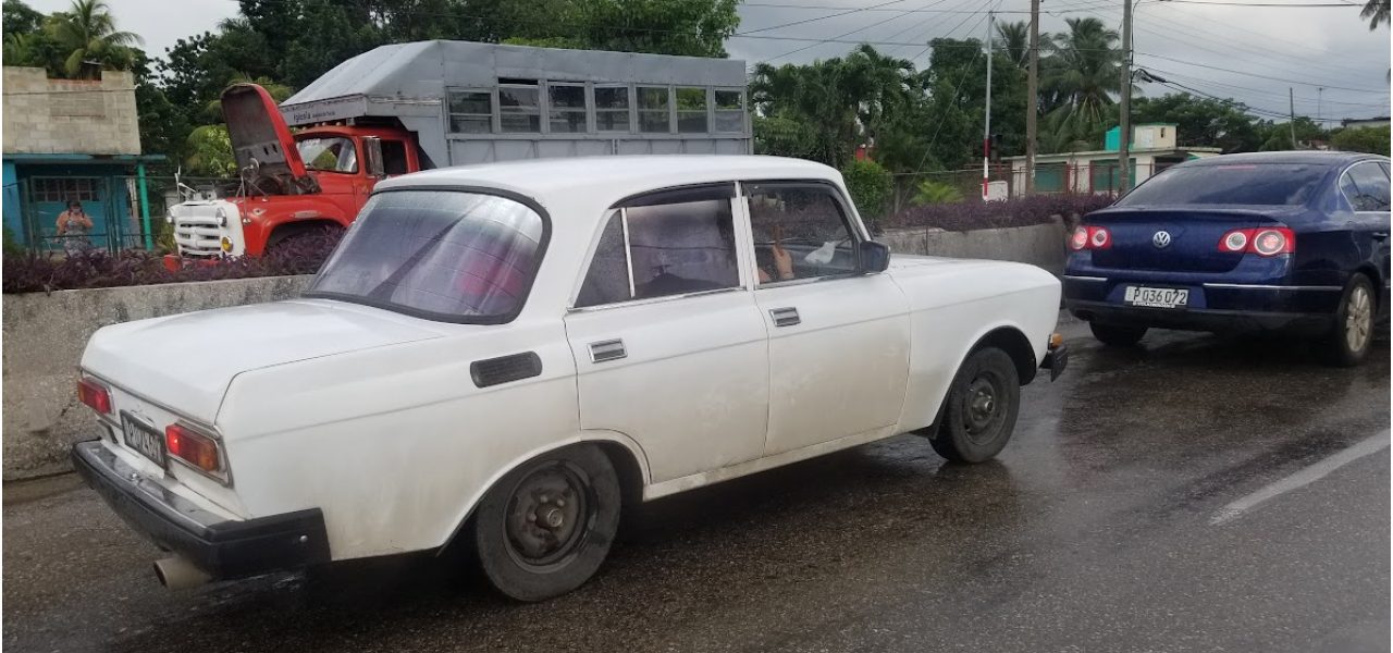 Envio autos rusos Cuba