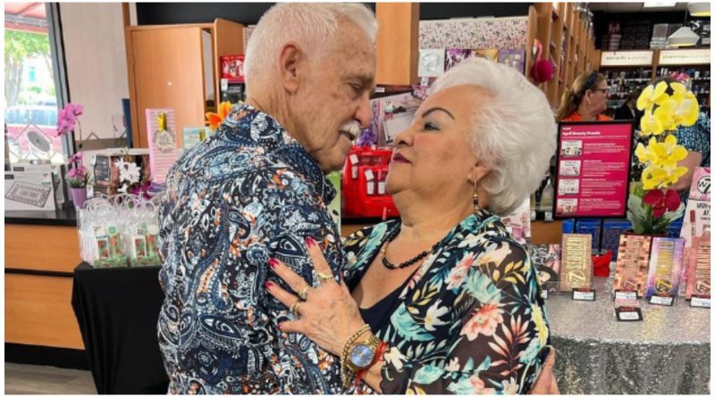 abuelos cubanos bailando Osmani Garcia