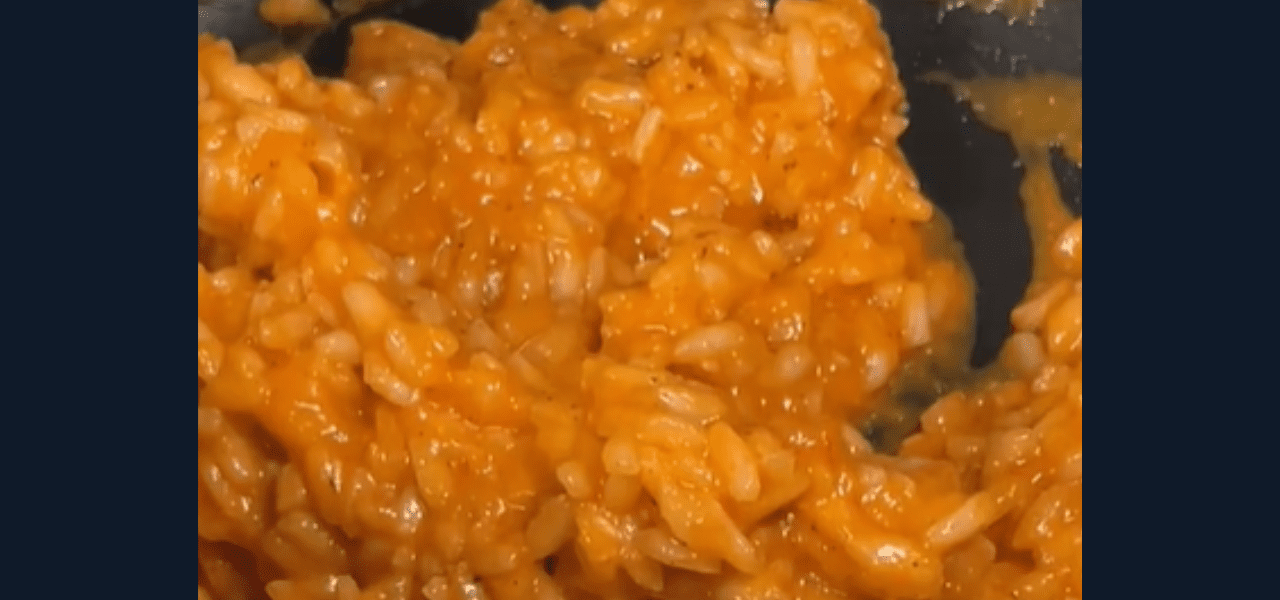 Cocinero italiano reinventa el 'Arroz a la Cubana' como risotto