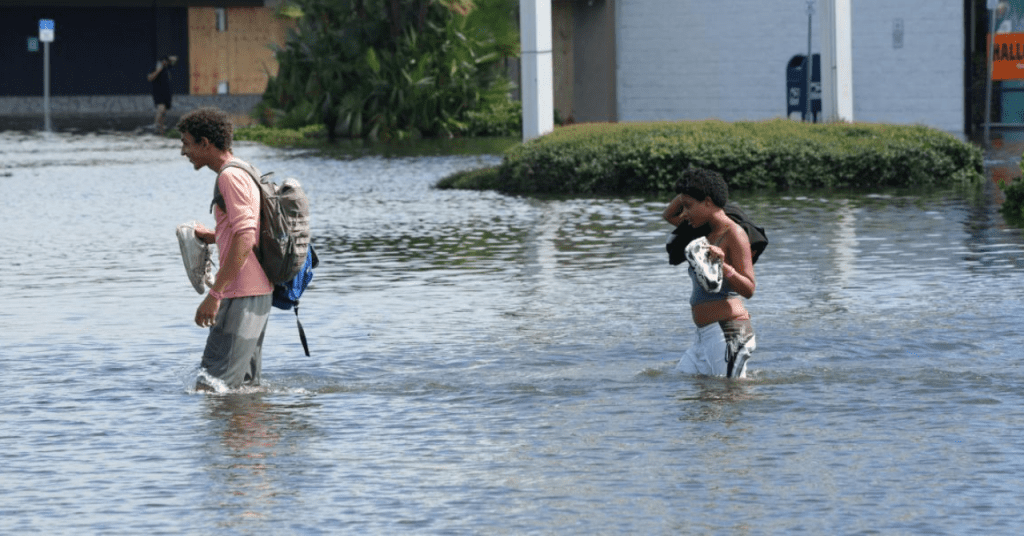 Guía para solicitar ayuda para damnificados del huracán Milton en FEMA