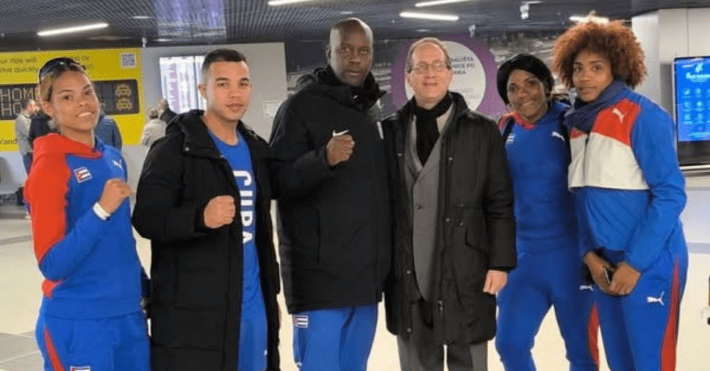 Boxeadoras cubanas en Serbia compitiendo en el Campeonato Mundial de Boxeo Femenino 2025.